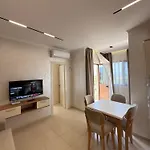 Ξενοδοχείο με διαμερίσματα Kamberi & 4*