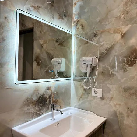 Kamberi Hotel&apartments Velipojë