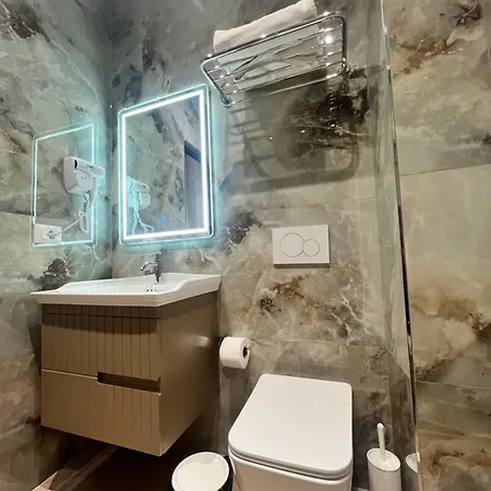 Kamberi Hotel&apartments 4*