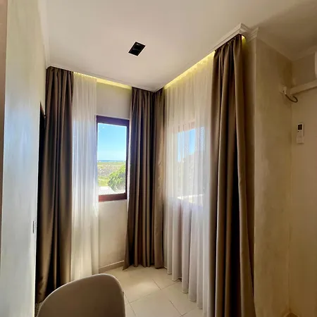 Kamberi Hotel&apartments 4*