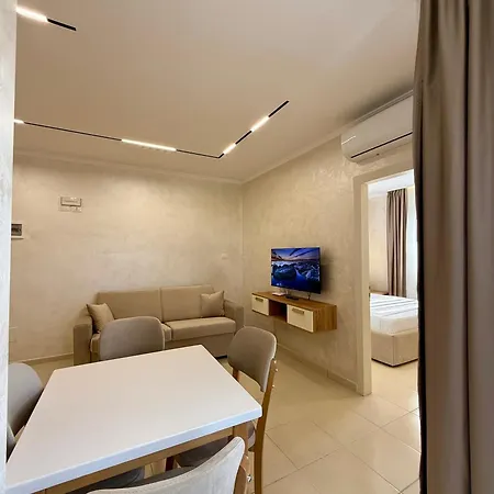 Kamberi Hotel&apartments Aparthotel 4*