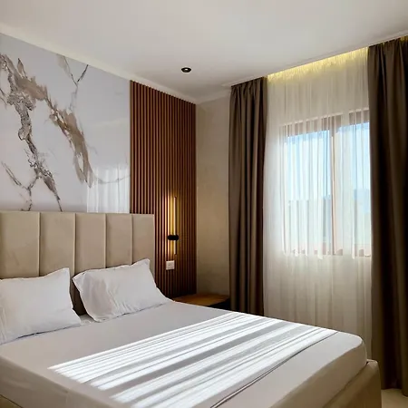 Kamberi Hotel&apartments 4* Velipojë