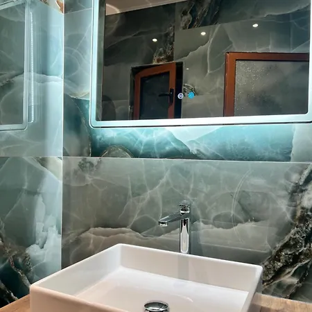 Kamberi Hotel&apartments Aparthotel