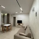 מלון דירות Kamberi & Velipojë