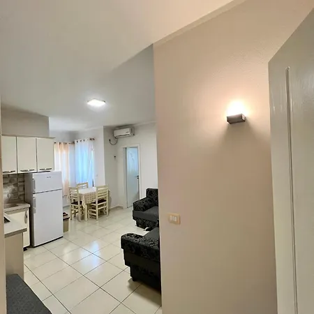 Aparthotel Kamberi & *