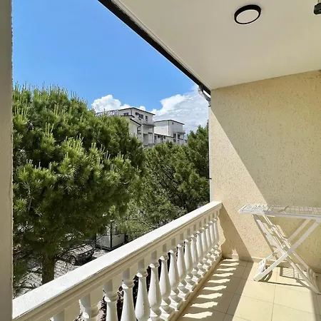 Hotel apartamentowy Kamberi &