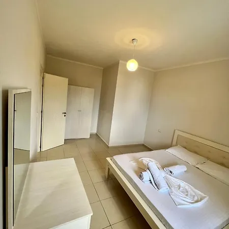 Kamberi & Aparthotel *