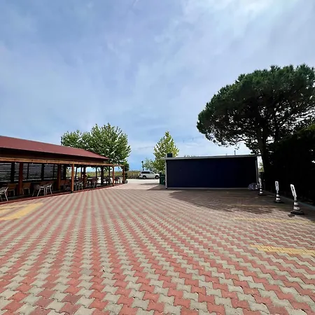 Kamberi & Hotel apartamentowy
